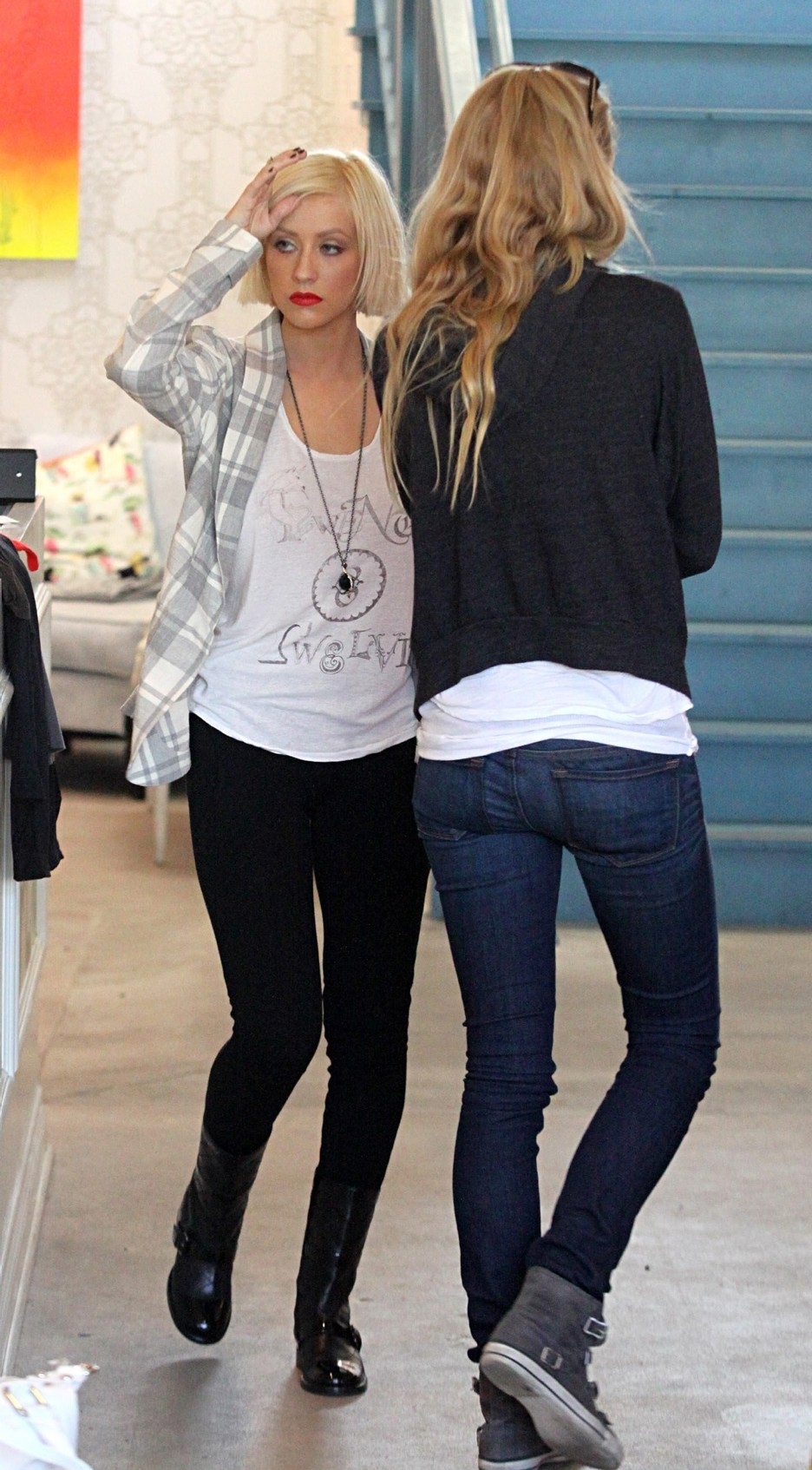 buzz_091203OSM_ChristinaAguilera_09.jpg buzz_091203OSM_ChristinaAguilera_09.jpg