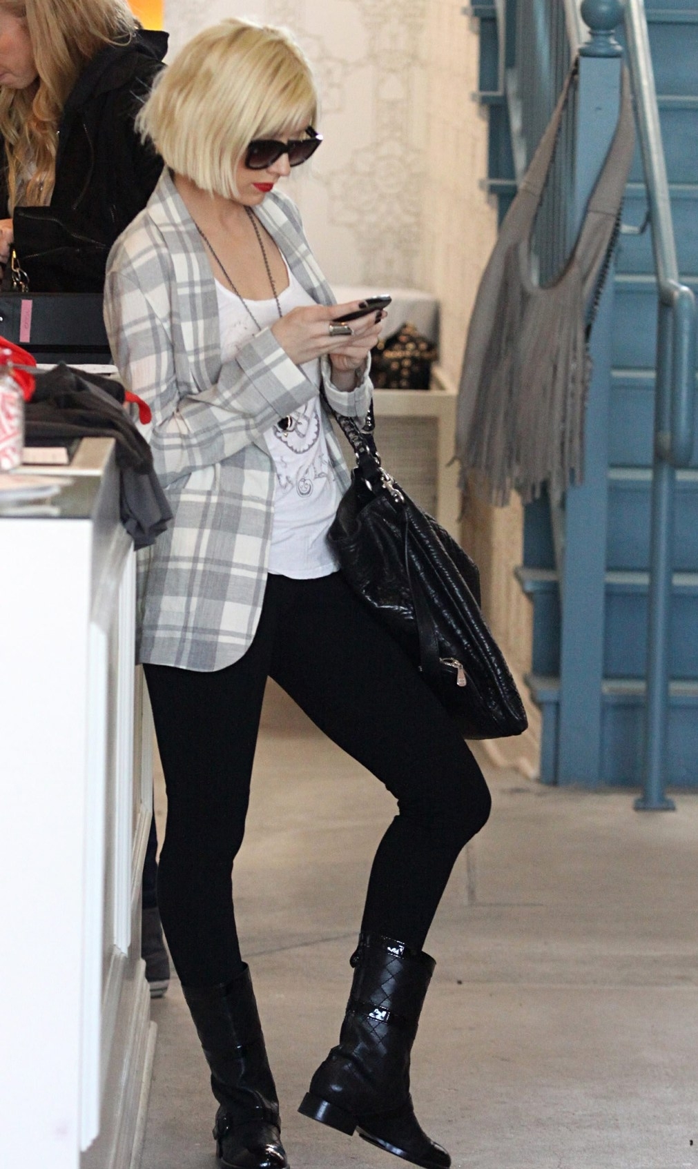 buzz_091203OSM_ChristinaAguilera_21.jpg buzz_091203OSM_ChristinaAguilera_21.jpg