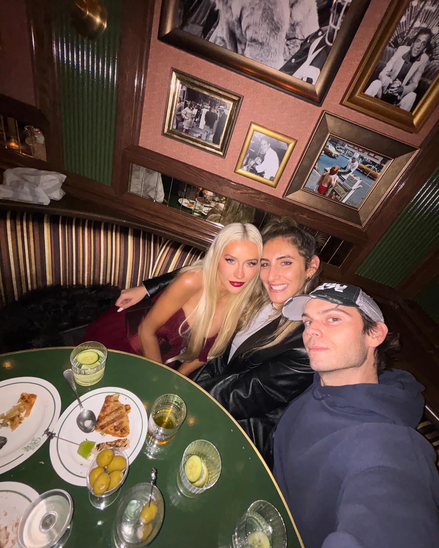 chrishoran20_468489676_1251169196126865_9202645436944799335_n.jpg chrishoran20_468489676_1251169196126865_9202645436944799335_n.jpg