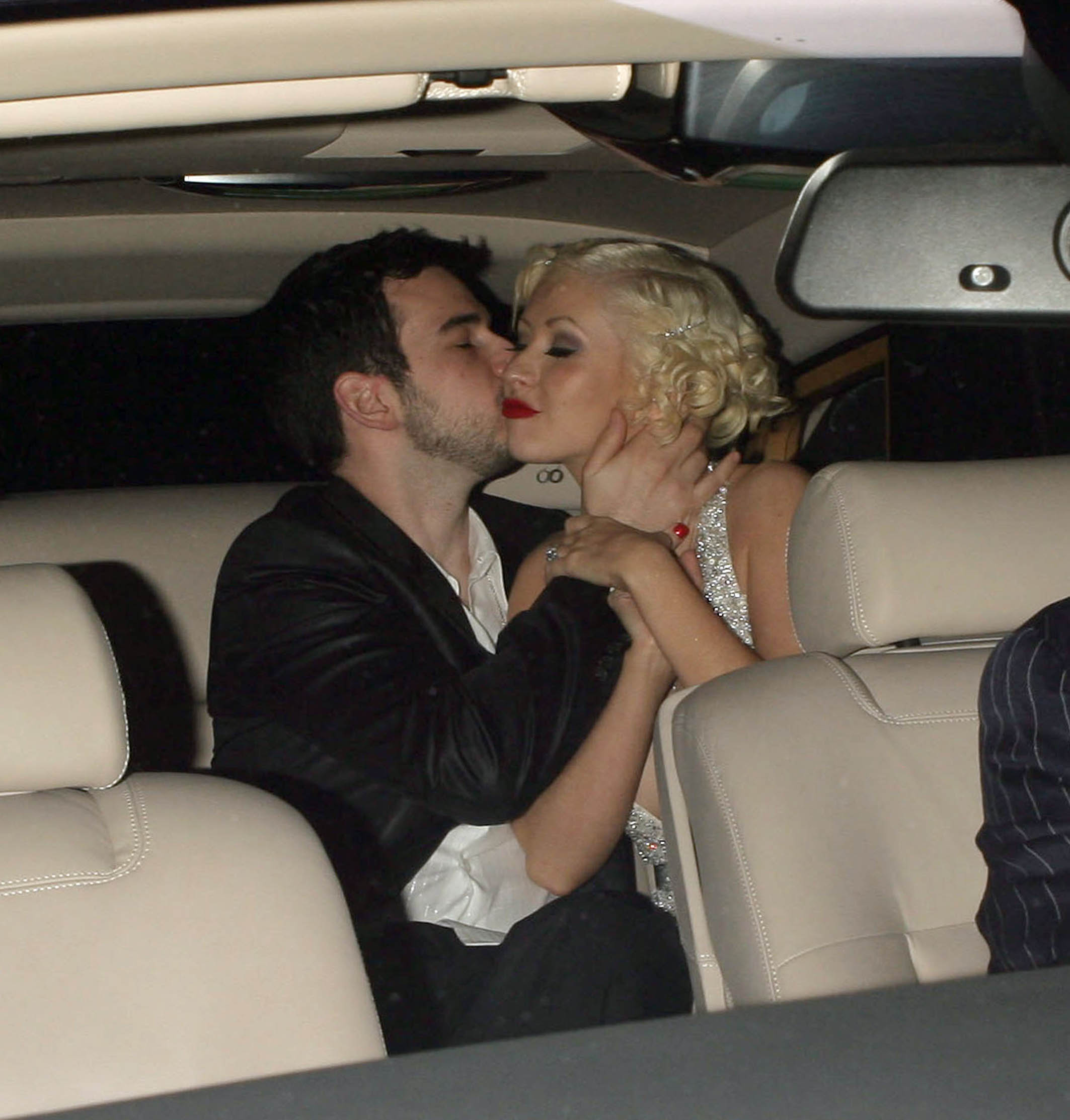 christina-a_net-engagementparty-2005apr30santamonica-15.jpg christina-a_net-engagementparty-2005apr30santamonica-15.jpg