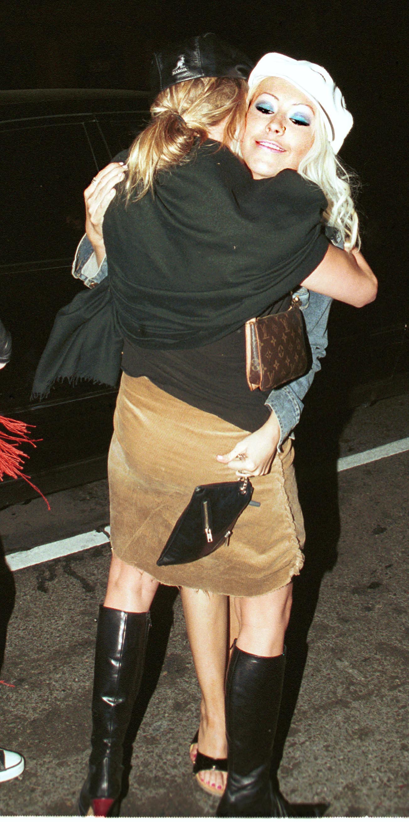 clubbingwithfriends_1064256684.jpg clubbingwithfriends_1064256684.jpg