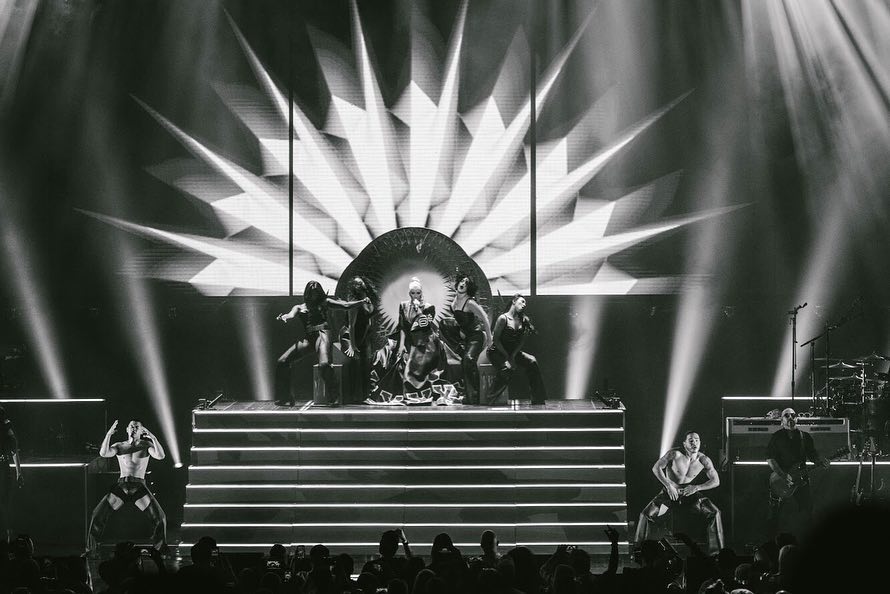 cwfour_42320789_1878039825583353_1331898599031450920_n.jpg cwfour_42320789_1878039825583353_1331898599031450920_n.jpg