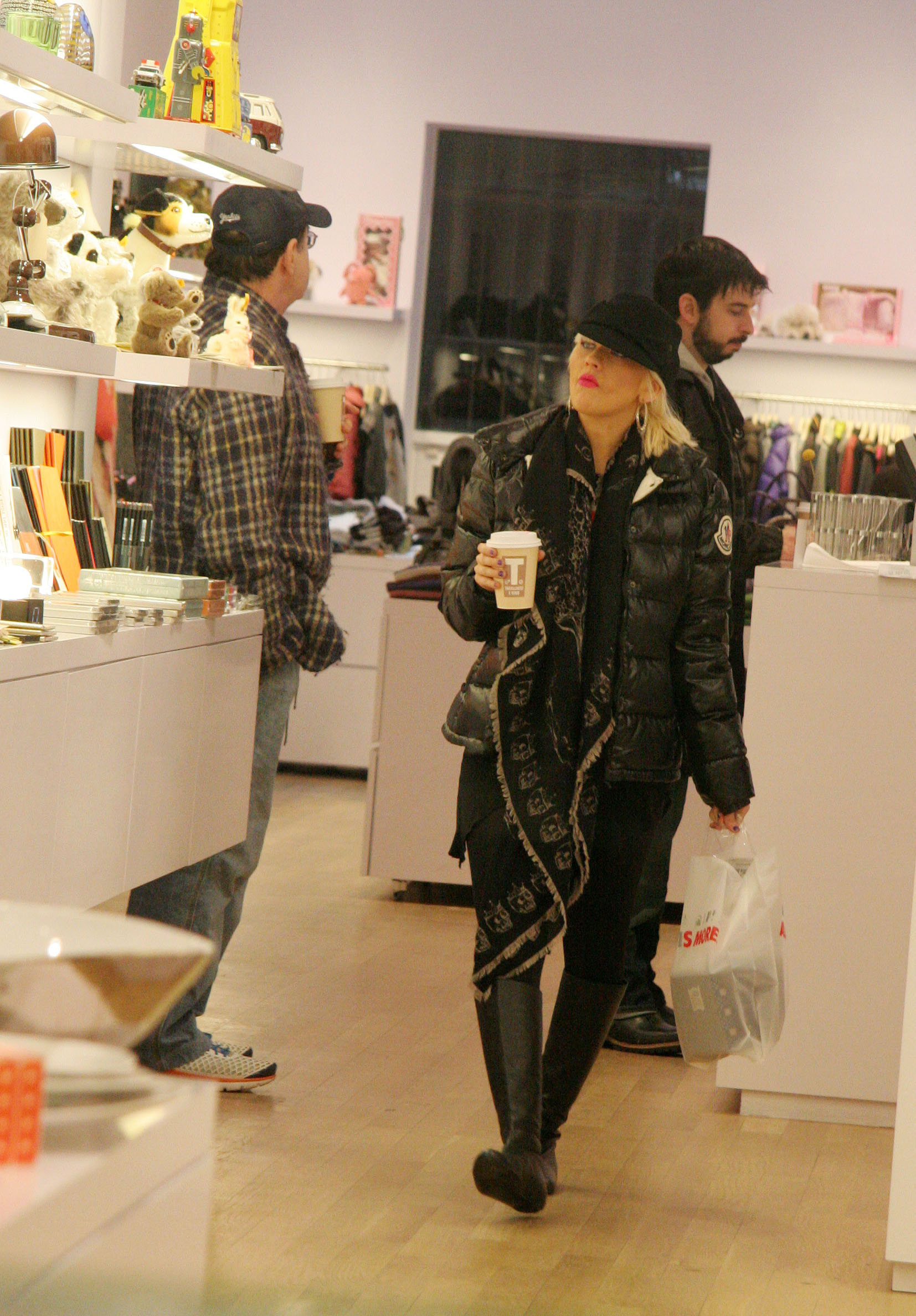 hi_12297665771079.jpg hi_12297665771079.jpg