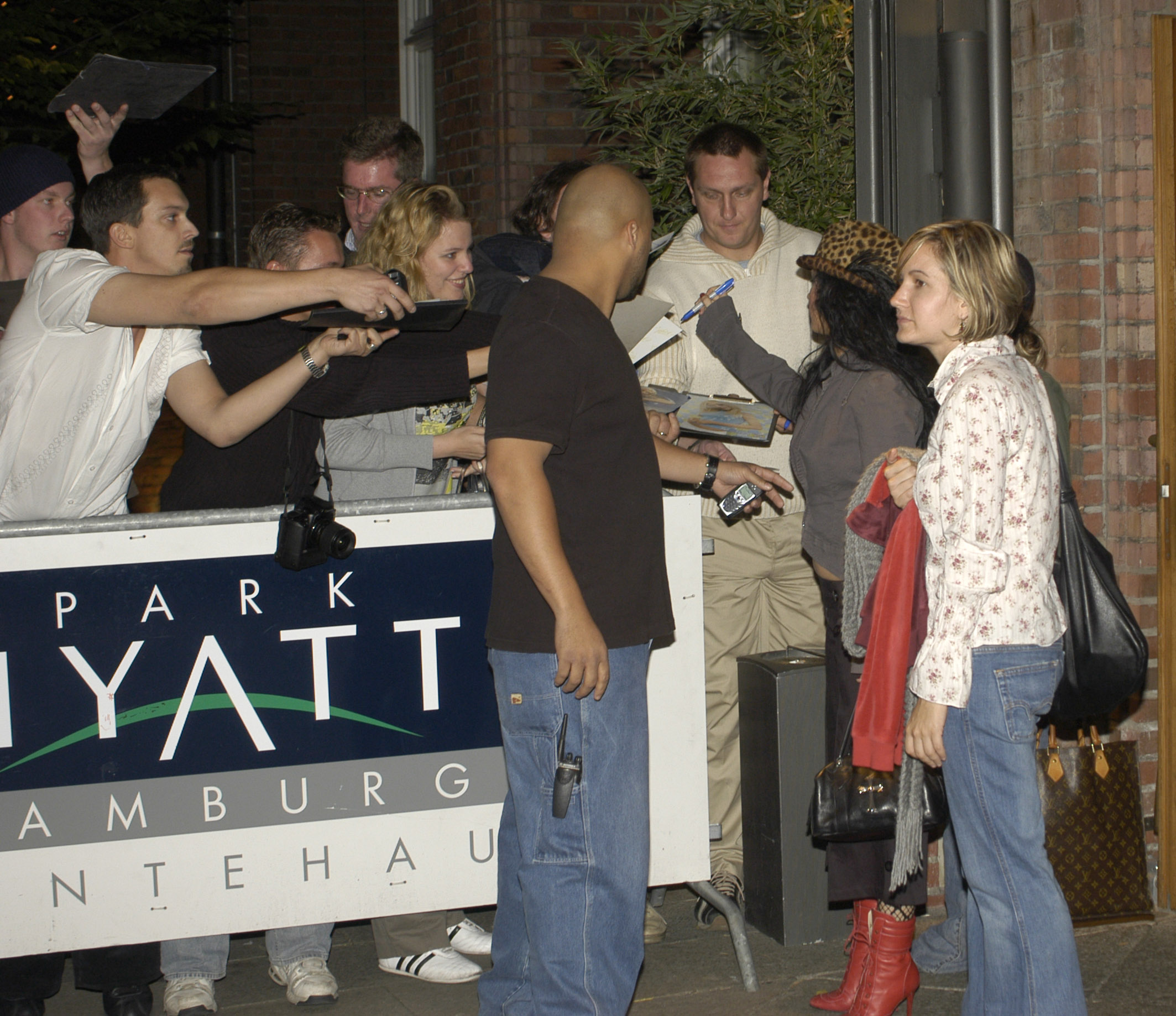 hyatt_hotel_leaving_1100226474.jpg hyatt_hotel_leaving_1100226474.jpg