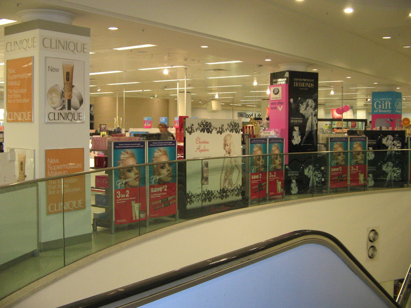 large_171518_7jp5P83RUamFJbWnbI4aK_S0U.jpg large_171518_7jp5P83RUamFJbWnbI4aK_S0U.jpg