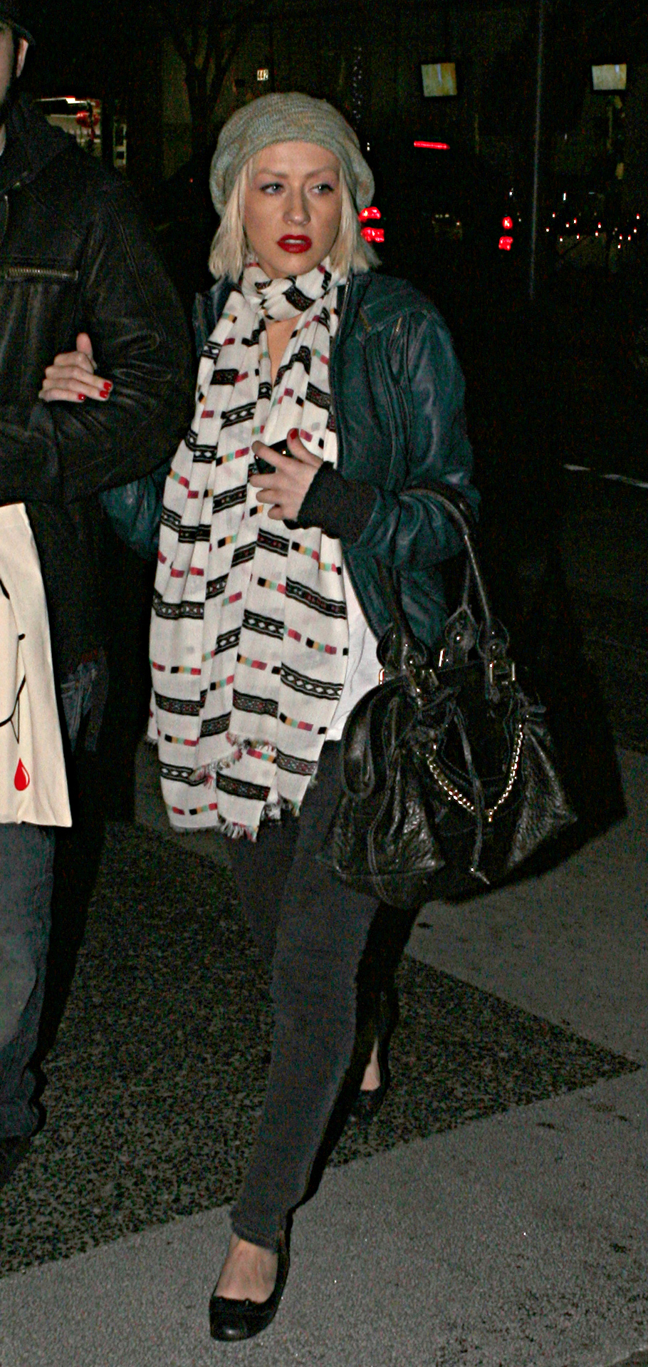 legendtina_281229.jpg legendtina_281229.jpg