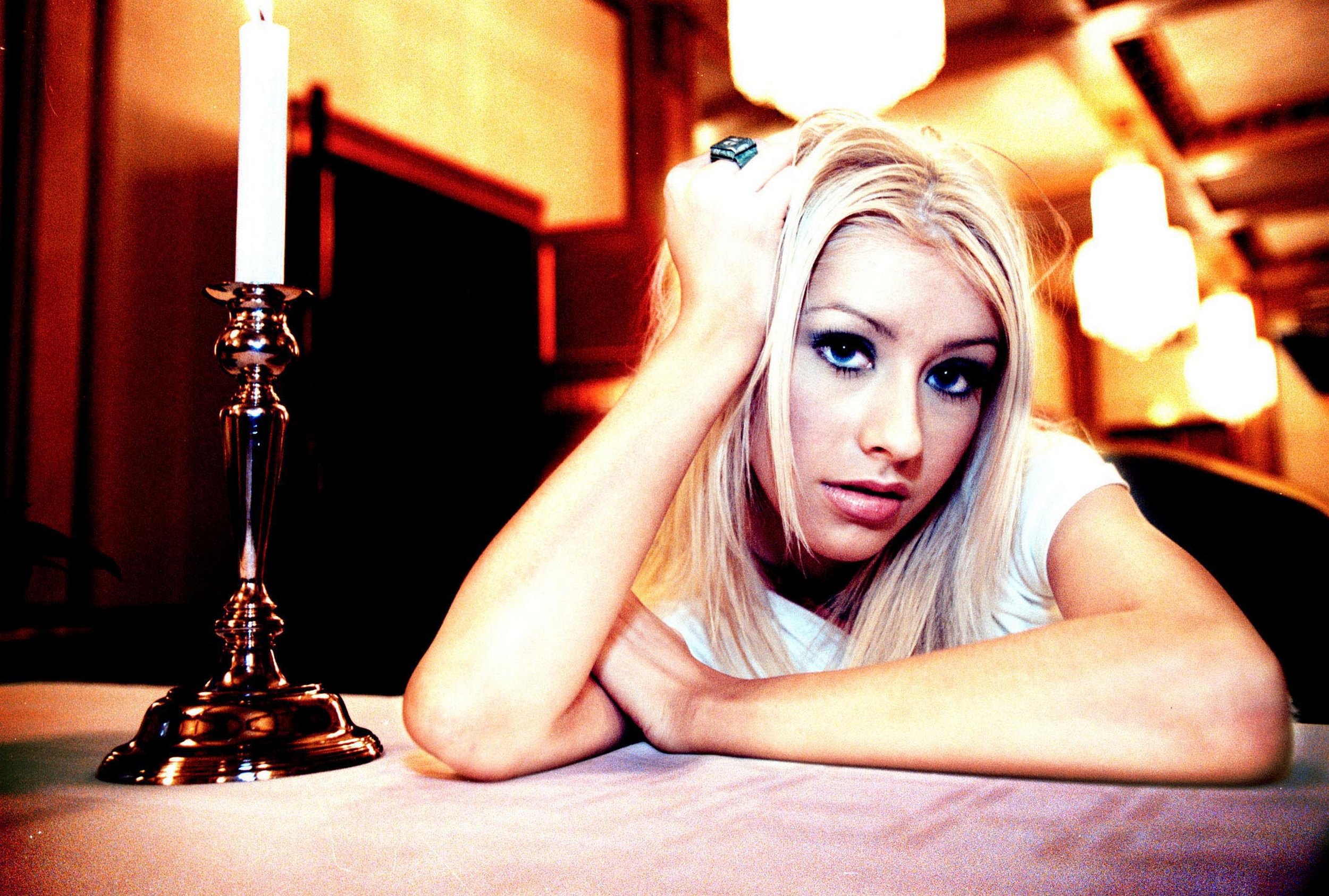 Keywords: Christina Aguilera, 1999, Sararing Strom