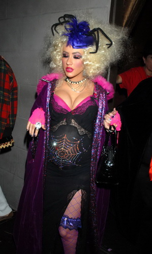 party_oct31_1193960919.jpg party_oct31_1193960919.jpg