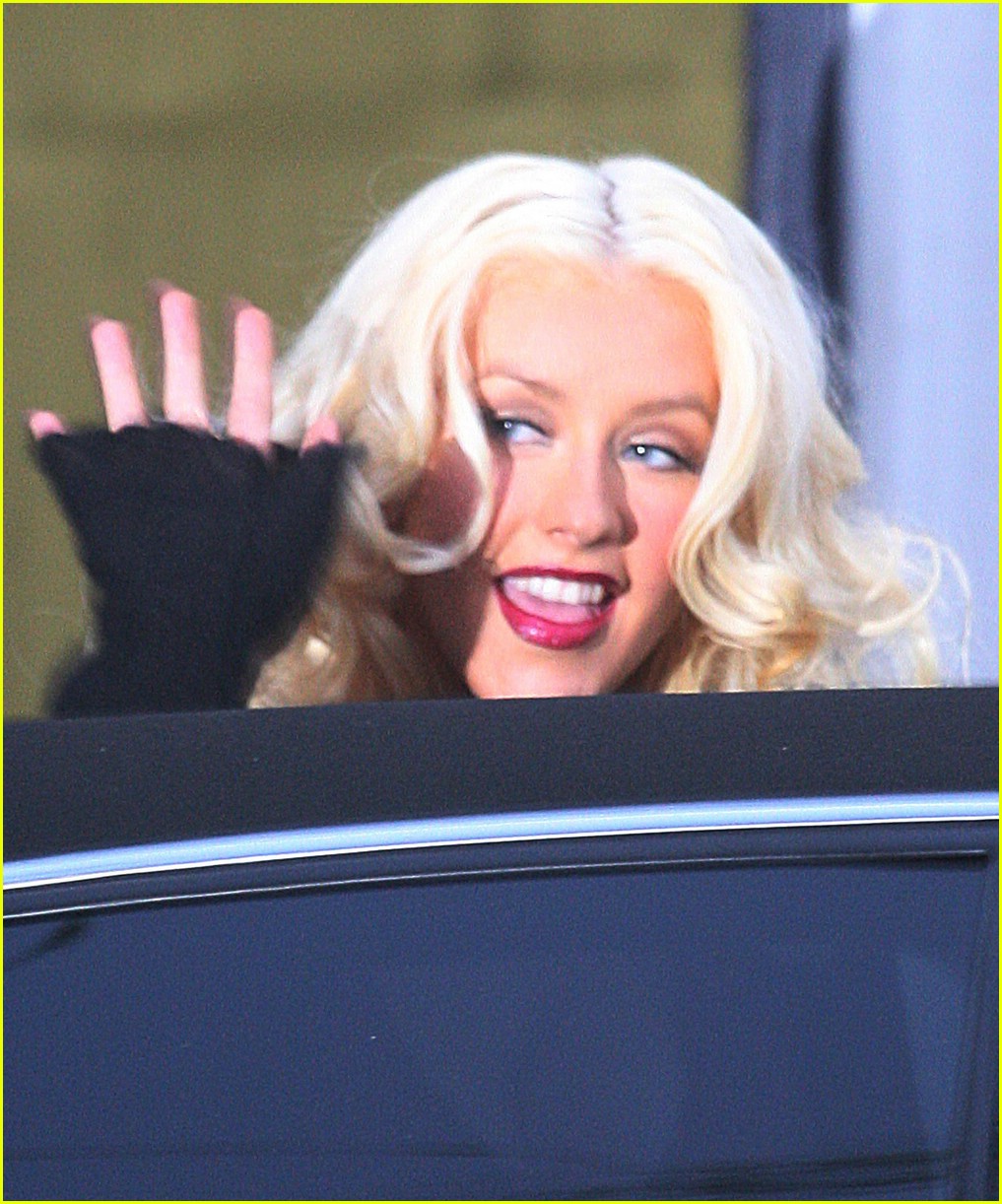 photoshoot_mar17_1205827451.jpg photoshoot_mar17_1205827451.jpg