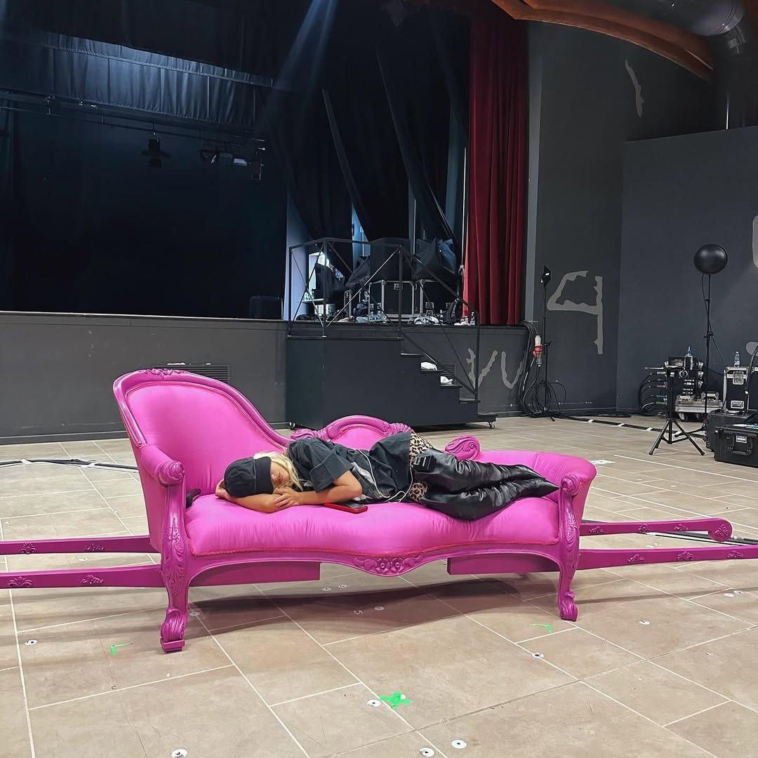 qFyTi59obg4.jpg qFyTi59obg4.jpg