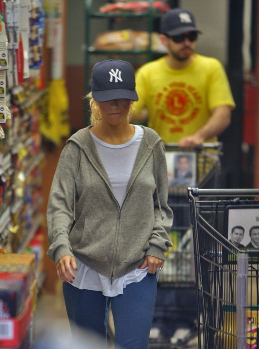 ralphs_aug7_1186555959.jpg ralphs_aug7_1186555959.jpg