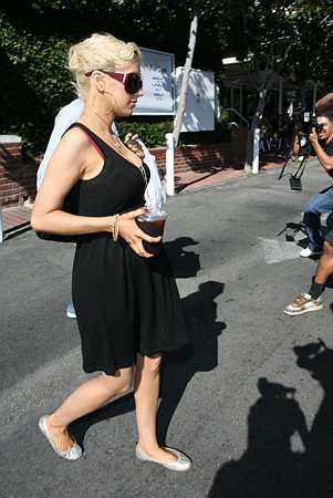 shoppingfredsegal047.jpg shoppingfredsegal047.jpg