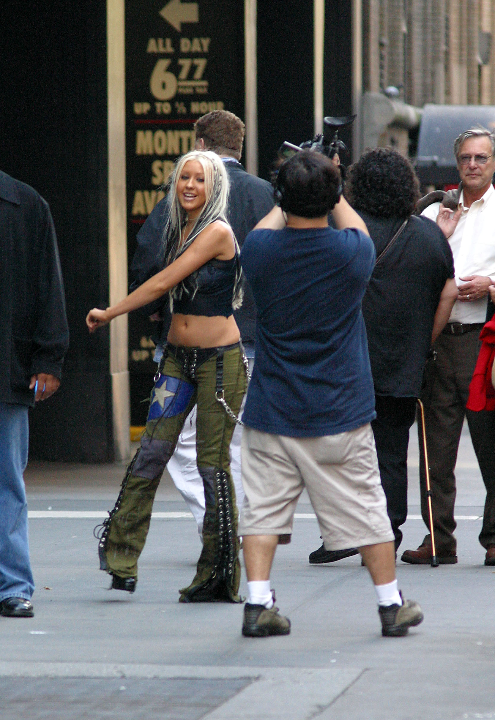 strippedin_nyc_mtv_out_1086983071.jpg strippedin_nyc_mtv_out_1086983071.jpg