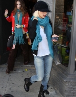 Filename=119~3.jpg
Filesize=356KiB
Dimensions=1335x2000
Date added=Jan 19, 2019 119~3.jpg