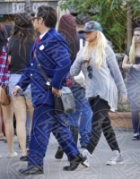 Filename=71028002.jpg
Filesize=32KiB
Dimensions=320x480
Date added=Jan 22, 2019 71028002.jpg