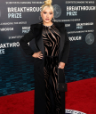 9th_Annual_Breakthrough_Prize_Ceremony_-_April_14_-_Christina_Aguilera_Daily_0042.jpg