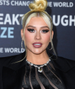9th_Annual_Breakthrough_Prize_Ceremony_-_April_14_-_Christina_Aguilera_Daily_0083.jpg