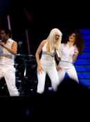 Africa_Rising_Festival_-_October_14_-_Christina_Aguilera_Daily_017.jpg