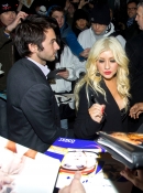 After_the_UK_premiere_of_the_film_Burlesque_-_December_13_-_Christina_Aguilera_Daily_0021.jpg