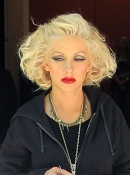 Arrives_at_her_hotel_after_performing_live_on_the__Today_-_June_8_-_Christina_Aguilera_Daily_0015.jpg