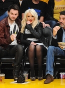 At_Lakers_vs_Oklahoma_City_Thunder_-_March_29_-_Christina_Aguilera_Daily_004.jpg