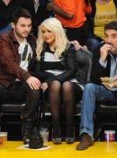 At_Lakers_vs_Oklahoma_City_Thunder_-_March_29_-_Christina_Aguilera_Daily_006.jpg