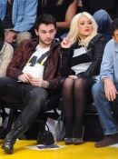 At_Lakers_vs_Oklahoma_City_Thunder_-_March_29_-_Christina_Aguilera_Daily_012.jpg