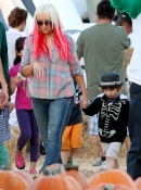 At_Mr__Bones_Pumpkin_Patch_In_West_Hollywood_With_Max_And_Matt_-_October_14_-_Christina_Aguilera_Daily_0024.jpg