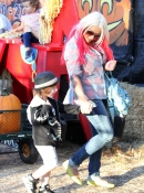 At_Mr__Bones_Pumpkin_Patch_In_West_Hollywood_With_Max_And_Matt_-_October_14_-_Christina_Aguilera_Daily_0038.jpg