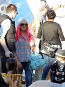 At_Mr__Bones_Pumpkin_Patch_In_West_Hollywood_With_Max_And_Matt_-_October_14_-_Christina_Aguilera_Daily_0311.jpg