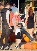 At_Mr__Bones_Pumpkin_Patch_In_West_Hollywood_With_Max_And_Matt_-_October_14_-_Christina_Aguilera_Daily_0315.jpg