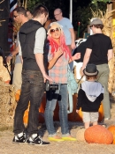 At_Mr__Bones_Pumpkin_Patch_In_West_Hollywood_With_Max_And_Matt_-_October_14_-_Christina_Aguilera_Daily_0317.jpg