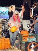At_Mr__Bones_Pumpkin_Patch_In_West_Hollywood_With_Max_And_Matt_-_October_14_-_Christina_Aguilera_Daily_0329.jpg