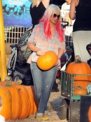 At_Mr__Bones_Pumpkin_Patch_In_West_Hollywood_With_Max_And_Matt_-_October_14_-_Christina_Aguilera_Daily_0330.jpg