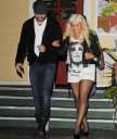At_Off_Vines_restaurant_-_October_17_-_Christina_Aguilera_Daily_004.jpg