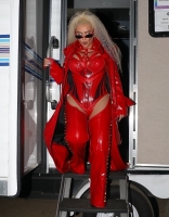 Backstage_Christina_Aguilera_LA_Pride_2022_-_Xtina_Daily_011.jpg