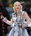 CBS__The_Early_Show_-_June_9_-_Christina_Aguilera_Daily_00319.jpg