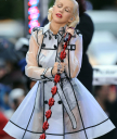 CBS__The_Early_Show_-_June_9_-_Christina_Aguilera_Daily_00320.jpg