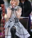 CBS__The_Early_Show_-_June_9_-_Christina_Aguilera_Daily_00323.jpg
