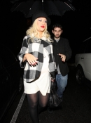 Celebrating_Her_27th_Birthday_With_Jordan_-_December_18_-__Christina_Aguilera_Daily_09.jpg