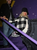 Celebrating_Her_27th_Birthday_With_Jordan_-_December_18_-__Christina_Aguilera_Daily_16.jpg