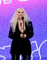Christina_Aguilera_-_Billboard_Women_In_Music_Speech_-_Xtina_Daily_0017.jpg