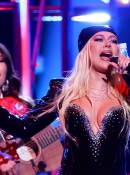 Christina_Aguilera_-_Latin_Grammys_2022_-_Performance_with_Christian_Nodal_-_XtinaDaily_116.jpg