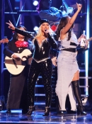 Christina_Aguilera_-_Latin_Grammys_2022_-_Performance_with_Christian_Nodal_-_XtinaDaily_123.jpg