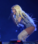 Christina_Aguilera_-_XtinaHQ_52727.jpg