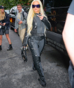 Christina_Aguilera_Daily_-_Xtina_in_NYC_June_23_-_0043.jpg