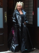 Christina_Aguilera_Daily_-__Spotted_out_in_New_York_City_-_0007.jpg