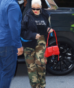 Christina_Aguilera_Daily_-__Spotted_out_in_New_York_City_-_001.jpg