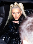 Christina_Aguilera_Daily_-__Spotted_out_in_New_York_City_-_002~0.jpg