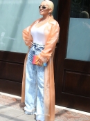 Christina_Aguilera_Daily_-__Spotted_out_in_New_York_City_June_27_2_-_0027.jpg
